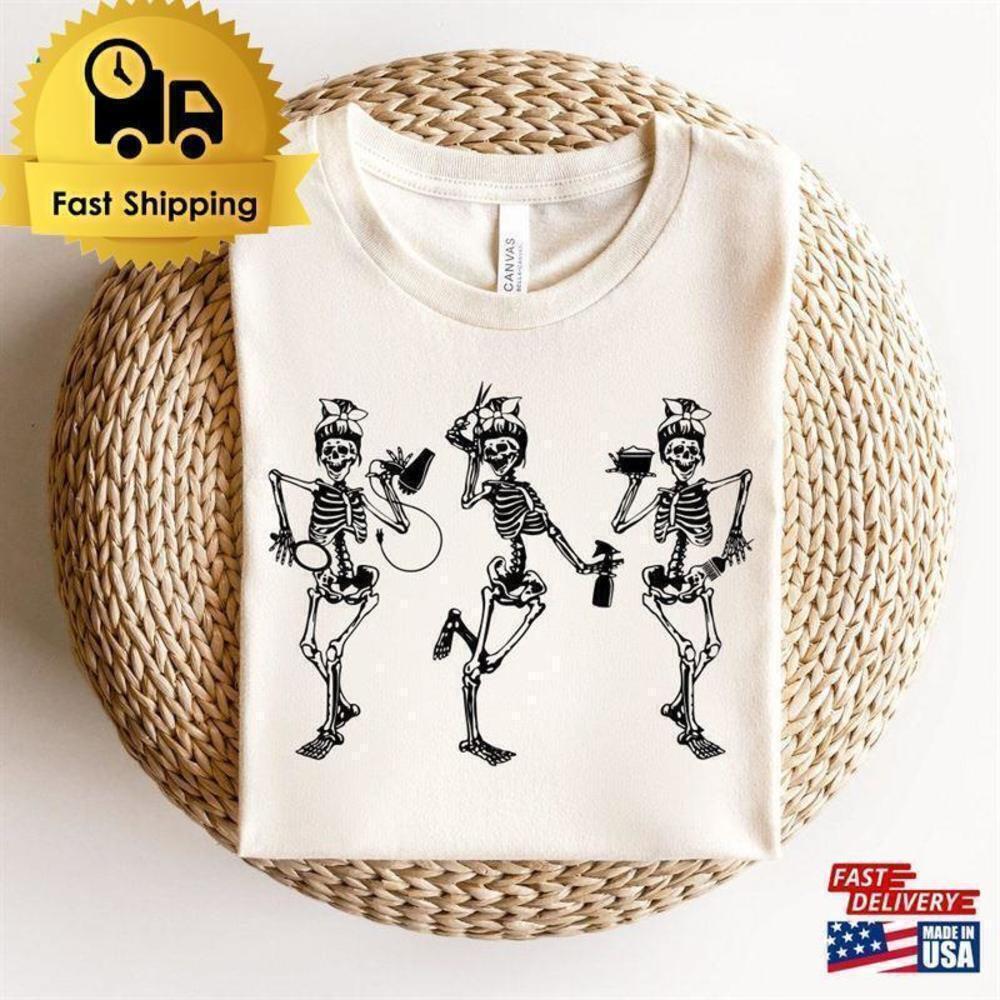 Hairstylist Skeleton Halloween Hairdresser Unisex T-Shirt